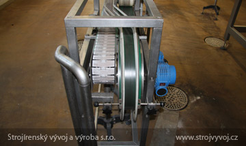 Vertical magnetic conveyors